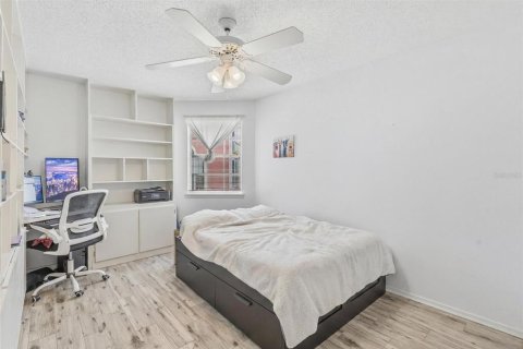 Condo in Tampa, Florida, 2 bedrooms  № 2217524 - photo 14