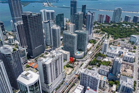 Immobilier commercial à vendre à Miami, Floride № 1984807 - photo 3