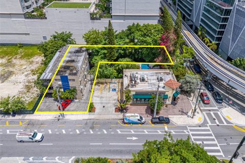 Immobilier commercial à vendre à Miami, Floride № 1984807 - photo 16