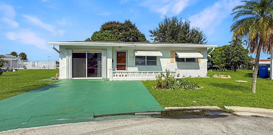 Casa en Margate, Florida 2 dormitorios, 123.93 m2 № 2359786