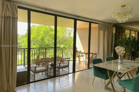 Снять в аренду кондоминиум в Бэл-Харбор, Флорида 2 спальни, 182.74м2, № 2028643 - фото 9