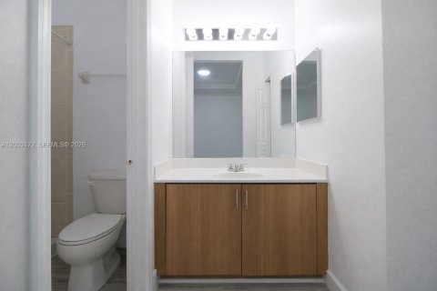 Townhouse in Homestead, Florida 3 bedrooms, 132.66 sq.m. № 2066737 - photo 16