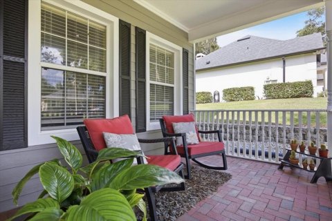 House in Winter Garden, Florida 4 bedrooms, 284.37 sq.m. № 2217195 - photo 3