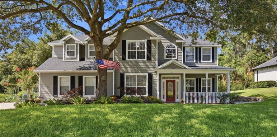 House in Winter Garden, Florida 4 bedrooms, 284.37 sq.m. № 2217195
