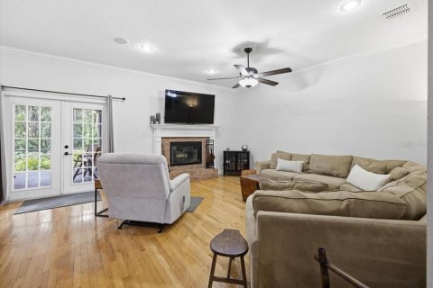 House in Winter Garden, Florida 4 bedrooms, 284.37 sq.m. № 2217195 - photo 7