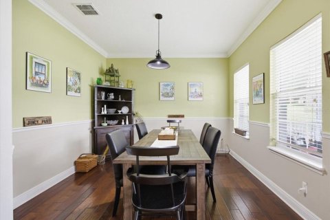 House in Winter Garden, Florida 4 bedrooms, 284.37 sq.m. № 2217195 - photo 5