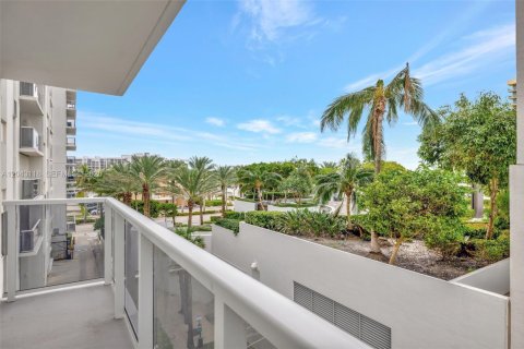 Condo in Hollywood, Florida, 2 bedrooms № 2184855 - photo 16