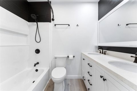 Купить коммерческую недвижимость в Сарасота, Флорида 6 спален, 145.67м2, № 1898540 - фото 22
