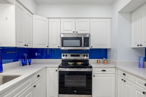 Купить коммерческую недвижимость в Сарасота, Флорида 6 спален, 145.67м2, № 1898540 - фото 20