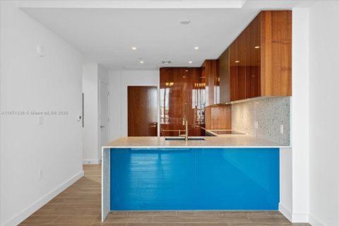 Condominio en venta en Miami, Florida, 1 dormitorio, 62.71 m2 № 1704647 - foto 7
