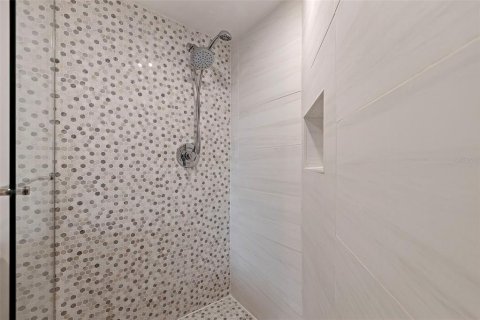 Condominio en alquiler en Saint Petersburg, Florida, 2 dormitorios, 95.69 m2 № 1876896 - foto 26