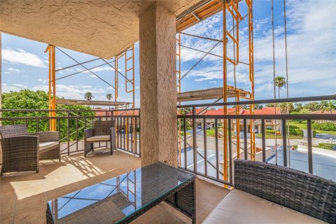 Condominio en alquiler en Saint Petersburg, Florida, 2 dormitorios, 95.69 m2 № 1876896 - foto 21