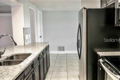 Casa en alquiler en Venice, Florida, 3 dormitorios, 141.68 m2 № 1916305 - foto 3