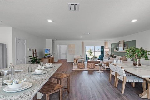 Touwnhouse à vendre à Apopka, Floride: 3 chambres, 152.36 m2 № 1908214 - photo 2