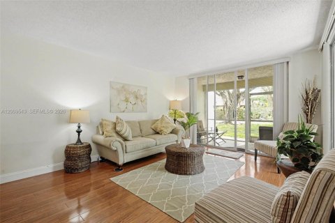 Condominio en venta en Davie, Florida, 3 dormitorios, 117.06 m2 № 2089997 - foto 13