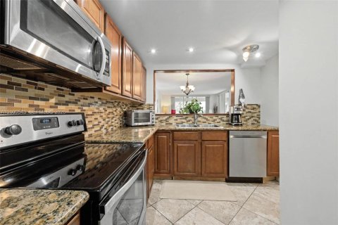 Condominio en venta en Davie, Florida, 3 dormitorios, 117.06 m2 № 2089997 - foto 20
