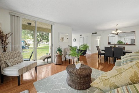 Condominio en venta en Davie, Florida, 3 dormitorios, 117.06 m2 № 2089997 - foto 16