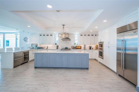 Condo in Indian Shores, Florida, 4 bedrooms  № 1870426 - photo 17