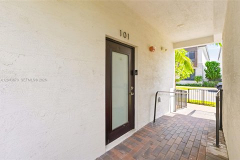 Купить кондоминиум в Дорал, Флорида 3 спальни, 139.91м2, № 2178741 - фото 6