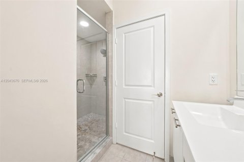 Купить кондоминиум в Дорал, Флорида 3 спальни, 139.91м2, № 2178741 - фото 27
