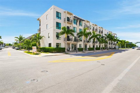 Condominio en Doral, Florida, 3 dormitorios  № 2178741