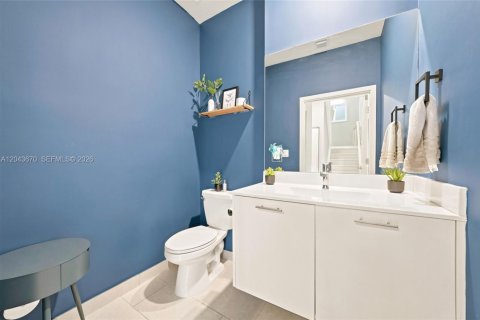 Купить кондоминиум в Дорал, Флорида 3 спальни, 139.91м2, № 2178741 - фото 22