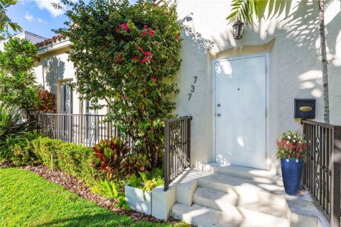 Villa ou maison à vendre à Coral Gables, Floride: 3 chambres, 229.65 m2 № 2189463 - photo 5