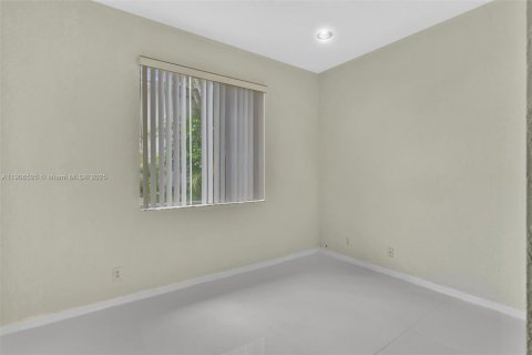 House in Boca Raton, Florida 4 bedrooms, 257.99 sq.m. № 1967423 - photo 14