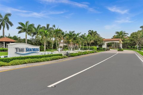 House in Boca Raton, Florida 4 bedrooms, 257.99 sq.m. № 1967423 - photo 30