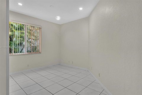 House in Boca Raton, Florida 4 bedrooms, 257.99 sq.m. № 1967423 - photo 13