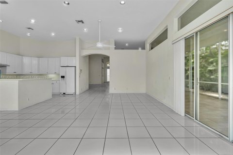 House in Boca Raton, Florida 4 bedrooms, 257.99 sq.m. № 1967423 - photo 6