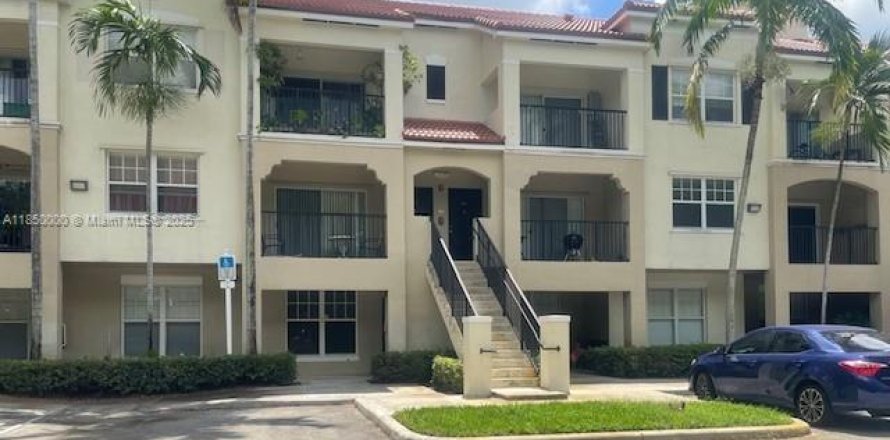 Condo in Coral Springs, Florida, 2 bedrooms  № 1854853