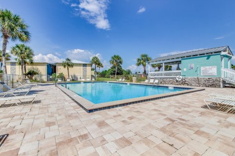 Condo in Destin, Florida, 2 bedrooms  № 561021 - photo 1