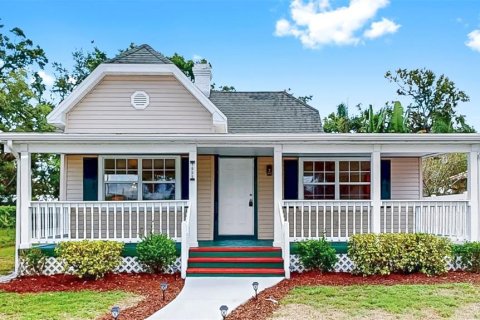 House in Bradenton, Florida 3 bedrooms, 150.32 sq.m. № 1798471 - photo 1
