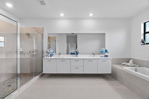 Casa en venta en Miramar, Florida, 5 dormitorios, 314.1 m2 № 2084177 - foto 26