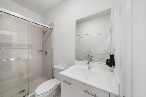 Casa en venta en Miramar, Florida, 5 dormitorios, 314.1 m2 № 2084177 - foto 18