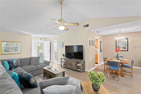 Condominio en venta en Seminole, Florida, 2 dormitorios, 103.12 m2 № 2150862 - foto 5