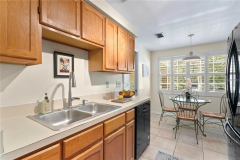 Condominio en venta en Seminole, Florida, 2 dormitorios, 103.12 m2 № 2150862 - foto 13