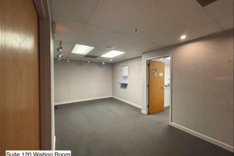 Commercial property in Hudson, Florida № 2212442 - photo 18