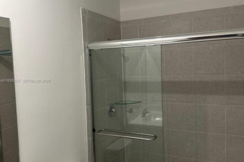 Touwnhouse à louer à Homestead, Floride: 3 chambres, 136.01 m2 № 1996610 - photo 12