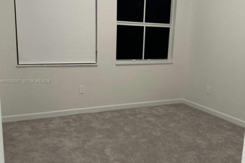 Touwnhouse à louer à Homestead, Floride: 3 chambres, 136.01 m2 № 1996610 - photo 14