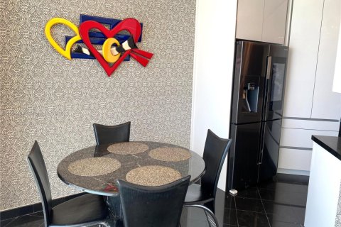 Condo in Sunny Isles Beach, Florida, 2 bedrooms  № 1892707 - photo 29