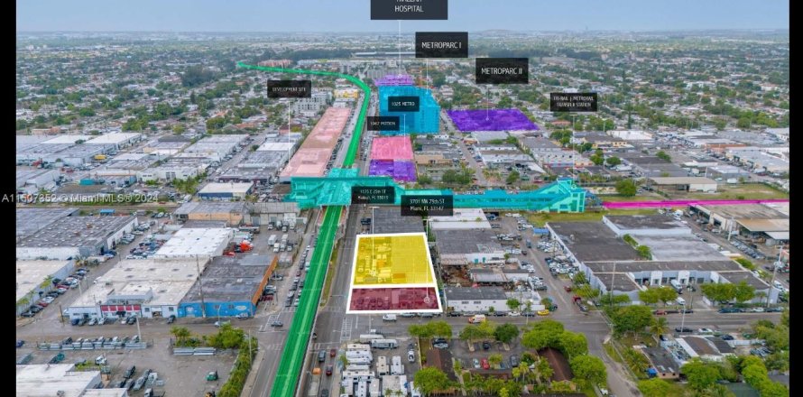 Commercial property in Hialeah, Florida № 1981459