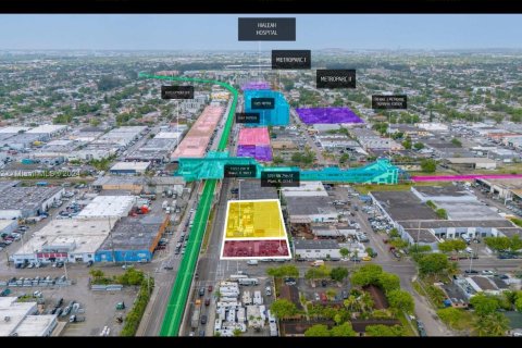 Commercial property in Hialeah, Florida № 1981459 - photo 6