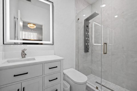 House in Florida City, Florida 2 bedrooms, 112.23 sq.m. № 2033269 - photo 20