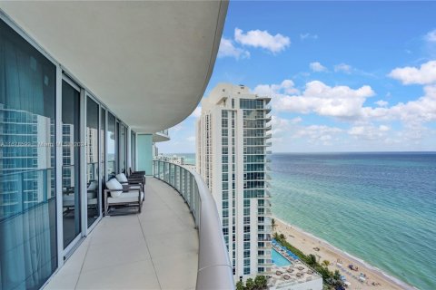 Condominio en venta en Hollywood, Florida, 3 dormitorios, 164.53 m2 № 2035183 - foto 8