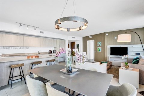 Condominio en venta en Hollywood, Florida, 3 dormitorios, 164.53 m2 № 2035183 - foto 20