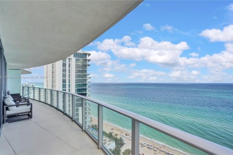Condominio en venta en Hollywood, Florida, 3 dormitorios, 164.53 m2 № 2035183 - foto 7