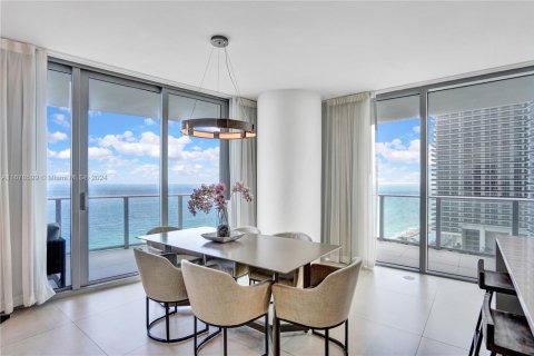 Condominio en venta en Hollywood, Florida, 3 dormitorios, 164.53 m2 № 2035183 - foto 22