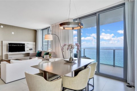 Condominio en venta en Hollywood, Florida, 3 dormitorios, 164.53 m2 № 2035183 - foto 19